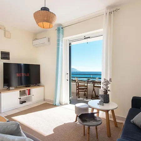 Family House Sea View *