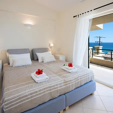Family House Sea View